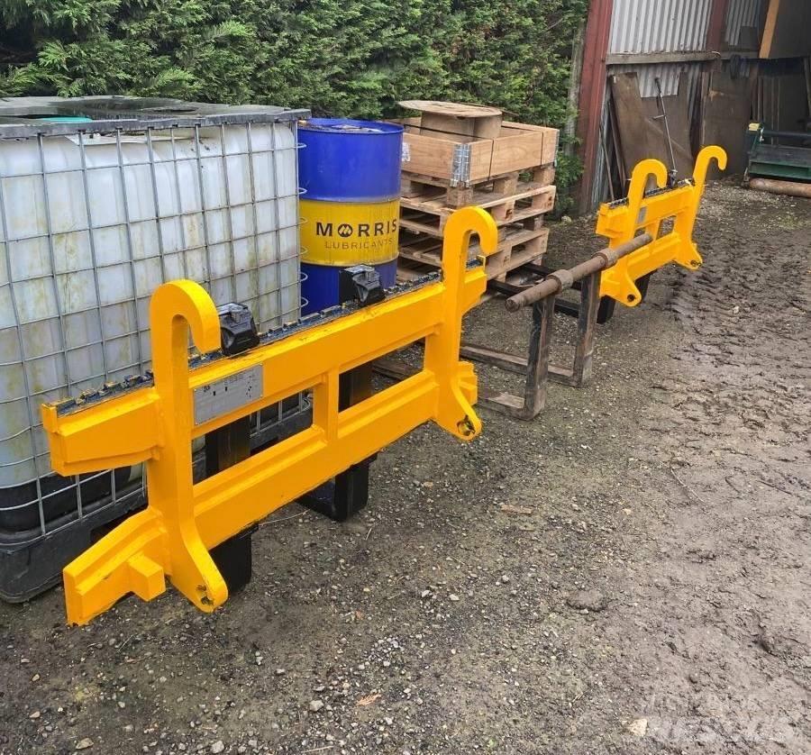 JCB PALLET FORKS Další nakladače, rypadla a příslušenství
