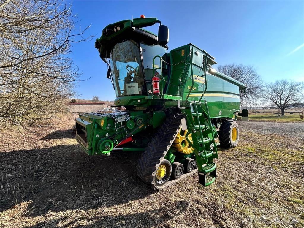 John Deere T670i Sklízecí mlátičky