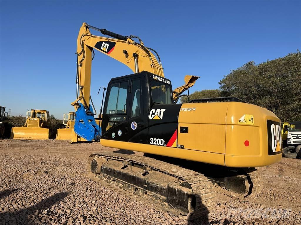 CAT 320DL Pásová rýpadla