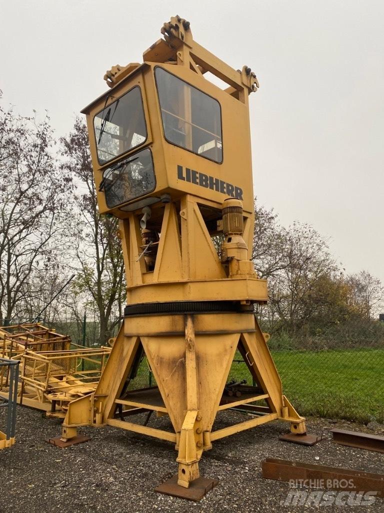Liebherr 256 HC Stavební jeřáby