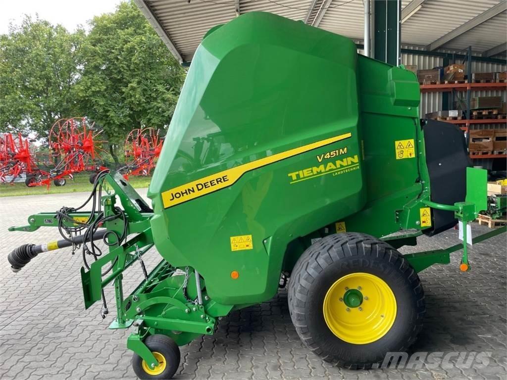 John Deere V451M Lis na válcové balíky