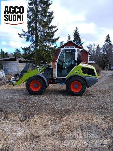 CLAAS 535 TORION Traktory