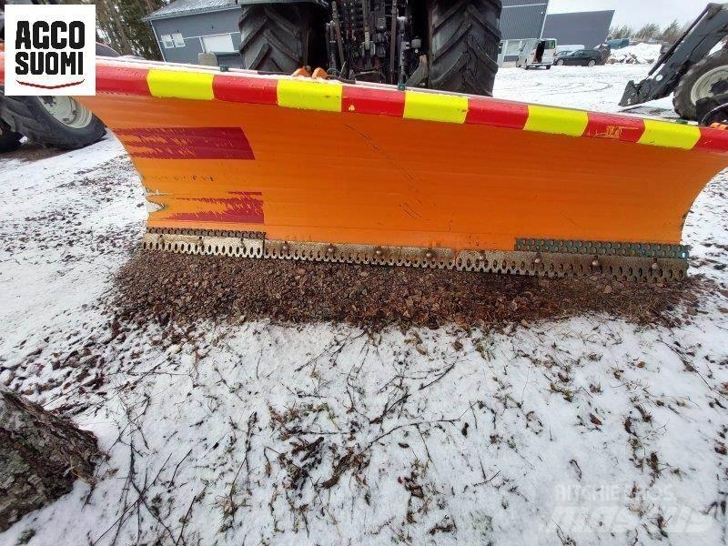 FMG ALUEAURA AA330 Sněžné pluhy, přední sněhové radlice
