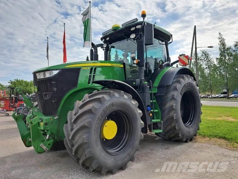 John Deere 7310 R Traktory