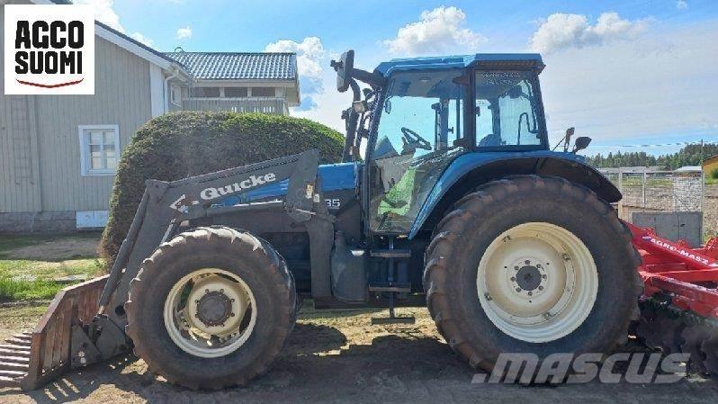 New Holland TM135 Traktory