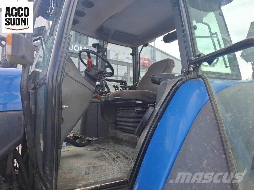 New Holland TM190 Traktory