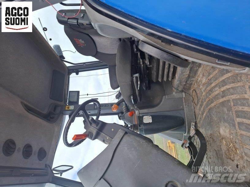 New Holland TM190 Traktory