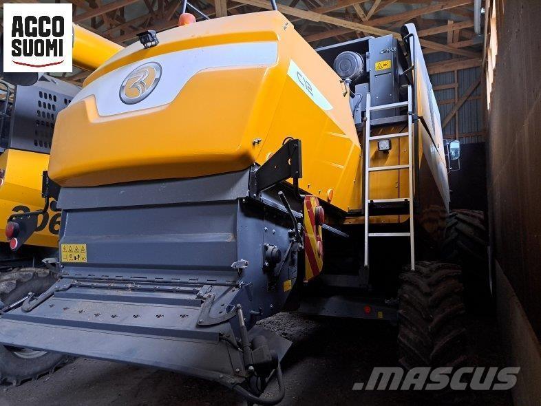 Sampo-Rosenlew C12 Sklízecí mlátičky