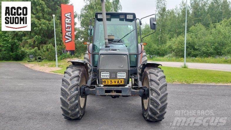 Valmet 6400 Traktory