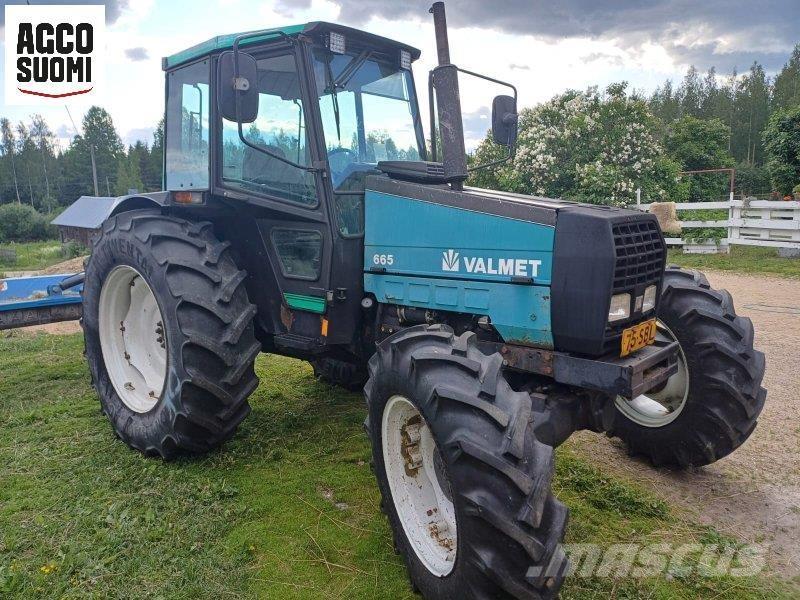 Valmet 665 Traktory