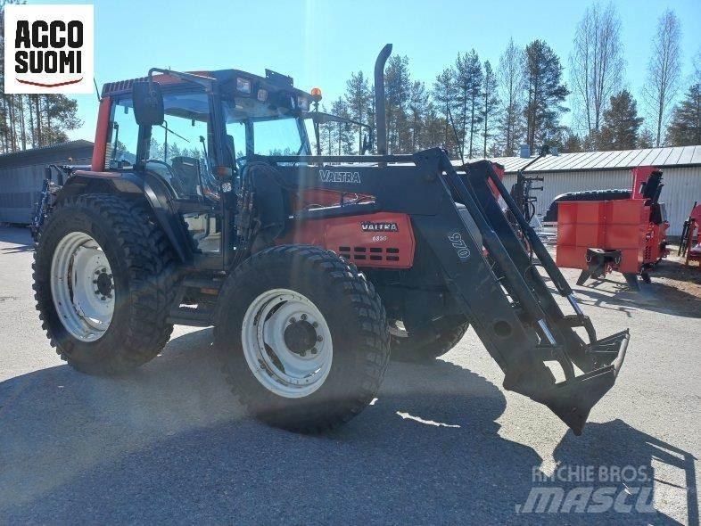 Valtra 6850 H Traktory