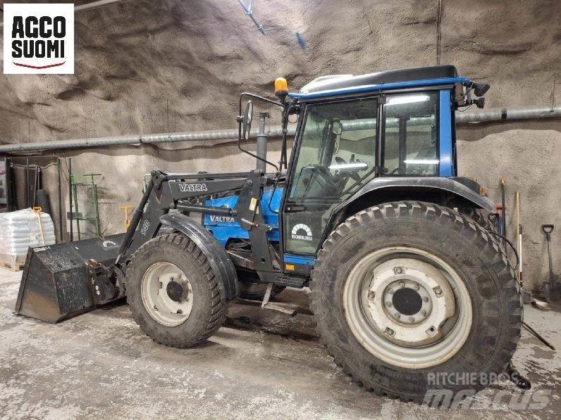 Valtra 700 Traktory