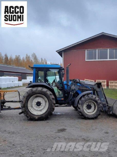 Valtra A92 Traktory