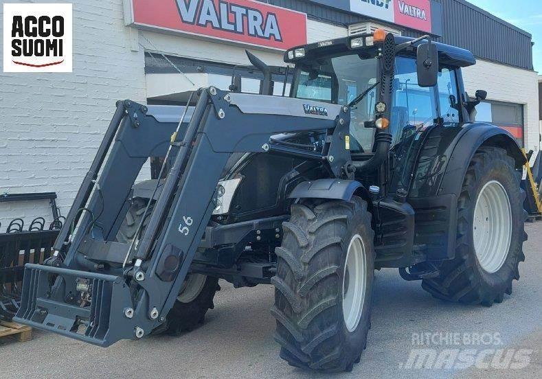 Valtra N163 VERSU Traktory