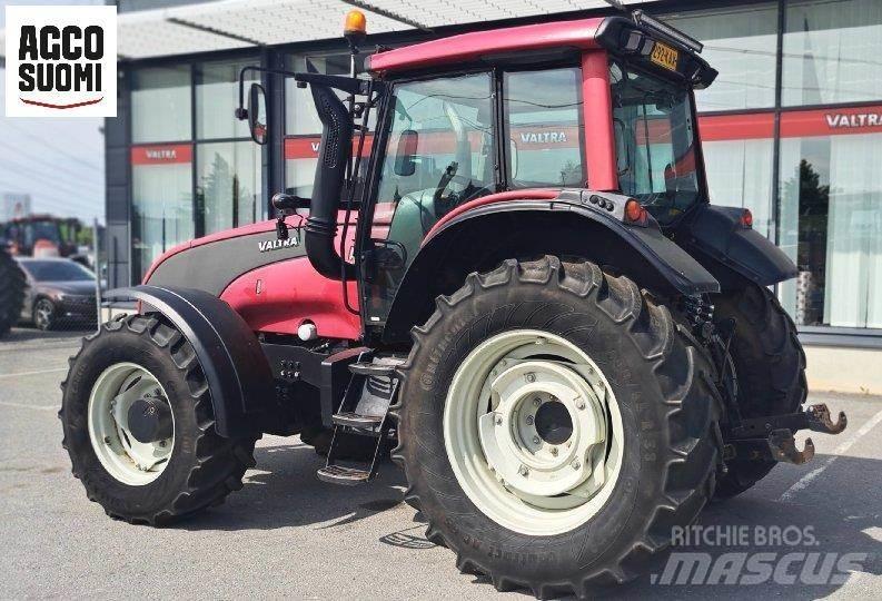 Valtra T151 A Traktory
