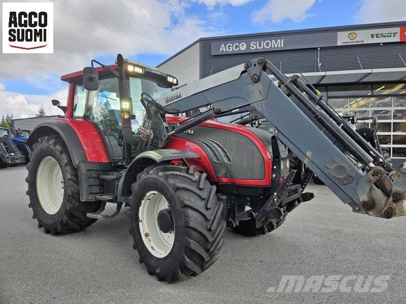 Valtra T162 DIRECT Traktory
