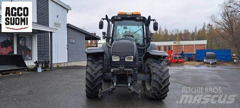 Valtra T170 Traktory