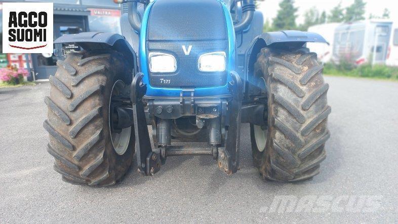 Valtra T171 H Traktory