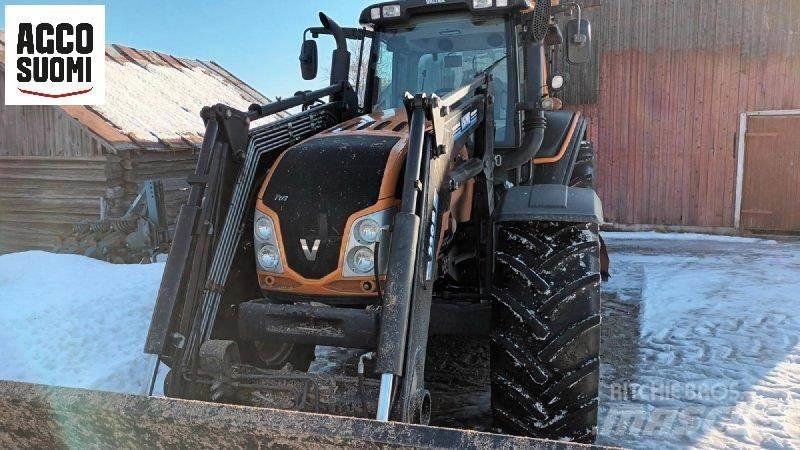Valtra T173 H Traktory