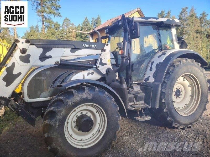 Valtra T202D Traktory
