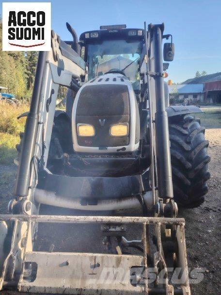 Valtra T202D Traktory