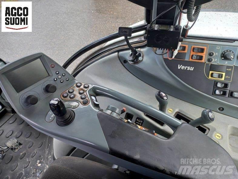 Valtra T213 VERSU Traktory