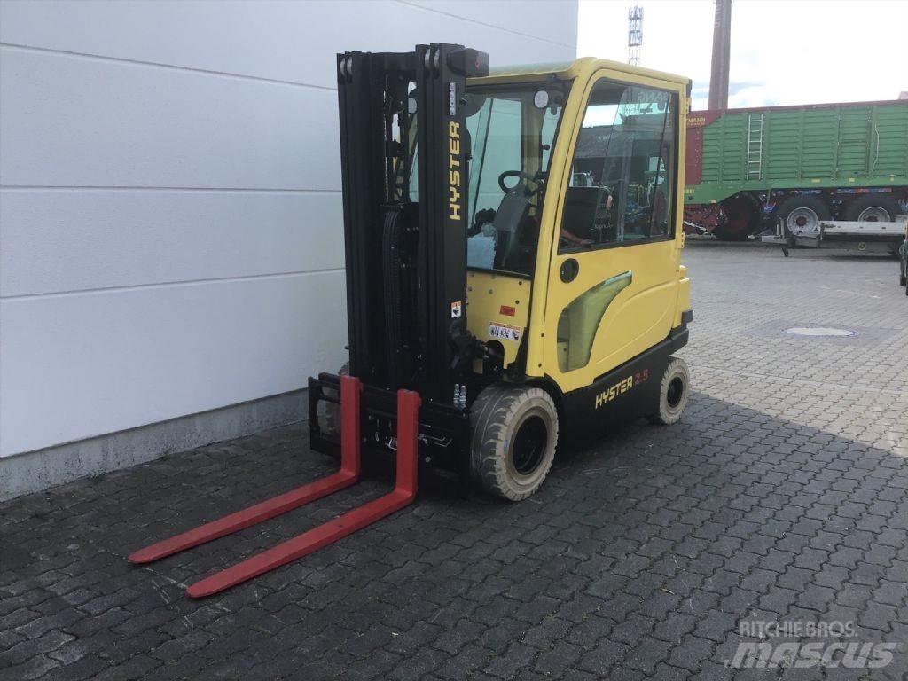 Hyster J 2.5 XN Akumulátorové vozíky