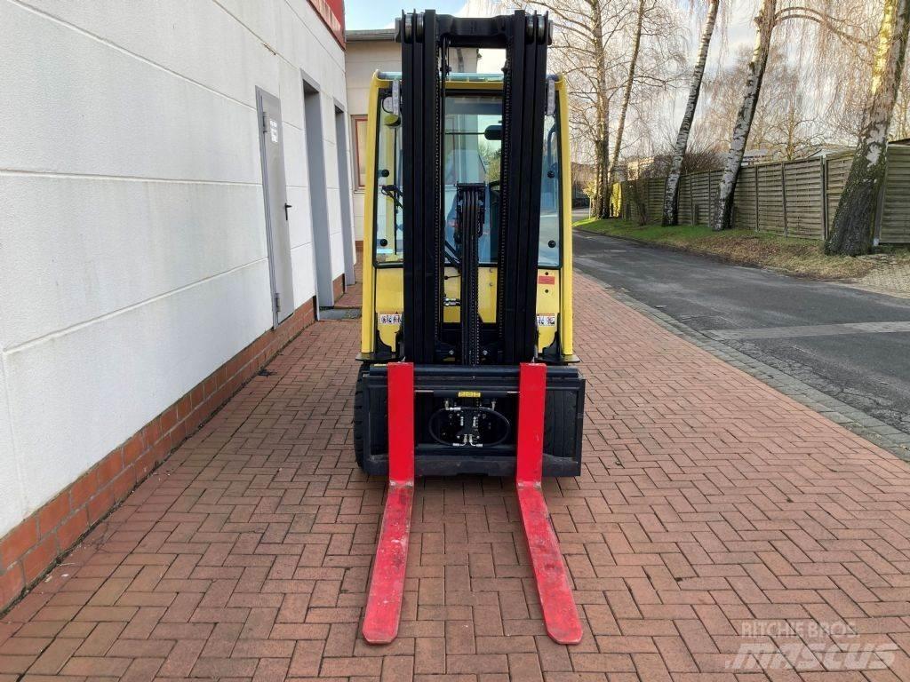 Hyster J 3.5 XN Akumulátorové vozíky