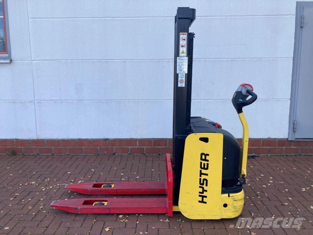 Hyster S 1.0E Ručně vedené vysokozdvižné vozíky
