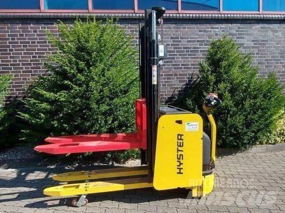 Hyster S 1.4 IL Ručně vedené vysokozdvižné vozíky