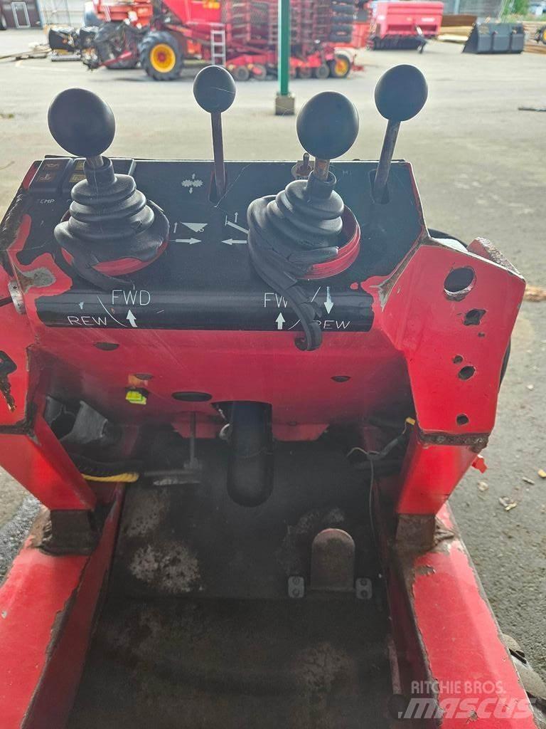 Agromatic  Víceúčelové nakladače