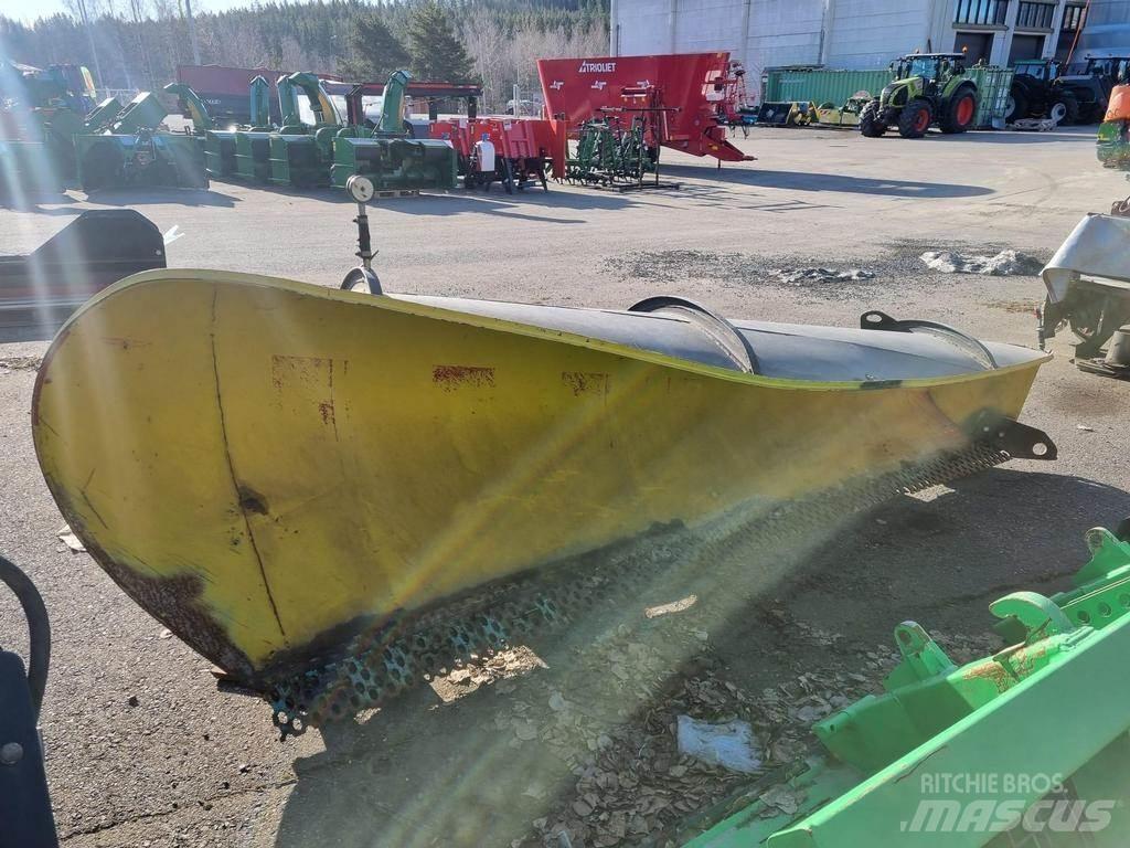 Ajax 3900 Sněžné pluhy, přední sněhové radlice