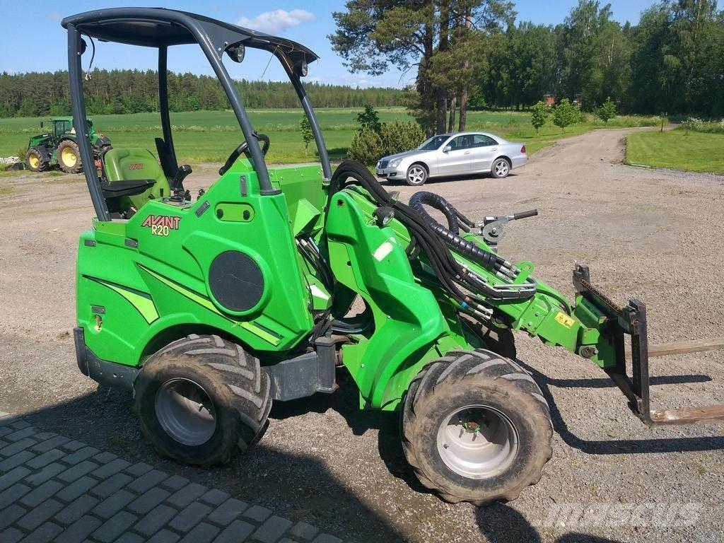 Avant R20 Víceúčelové nakladače