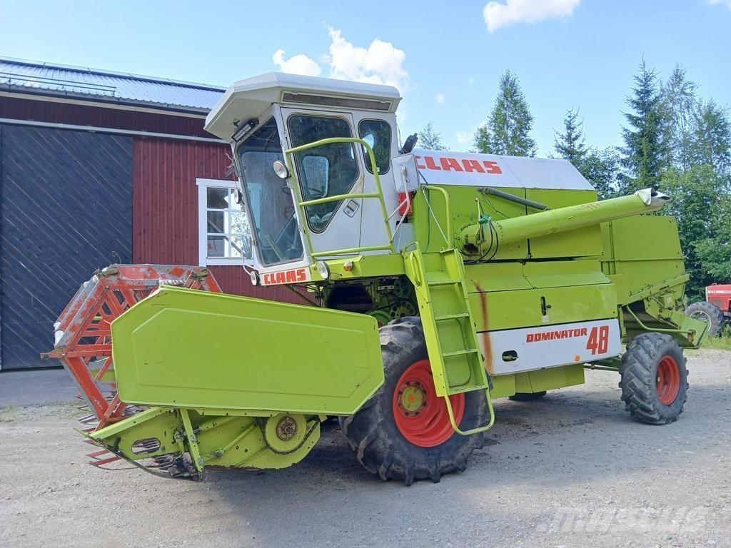 CLAAS 48 Sklízecí mlátičky