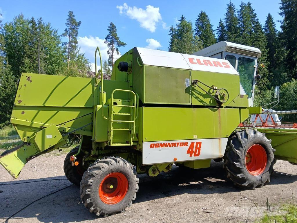 CLAAS 48 Sklízecí mlátičky