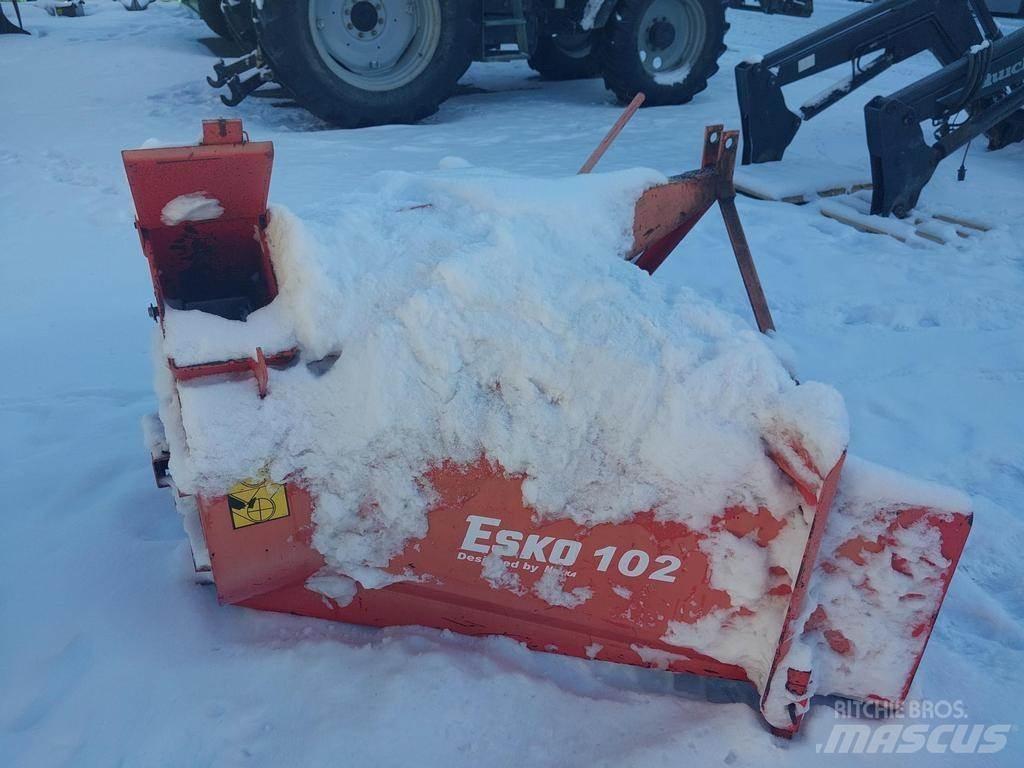 Esko 102 Sněhové frézy