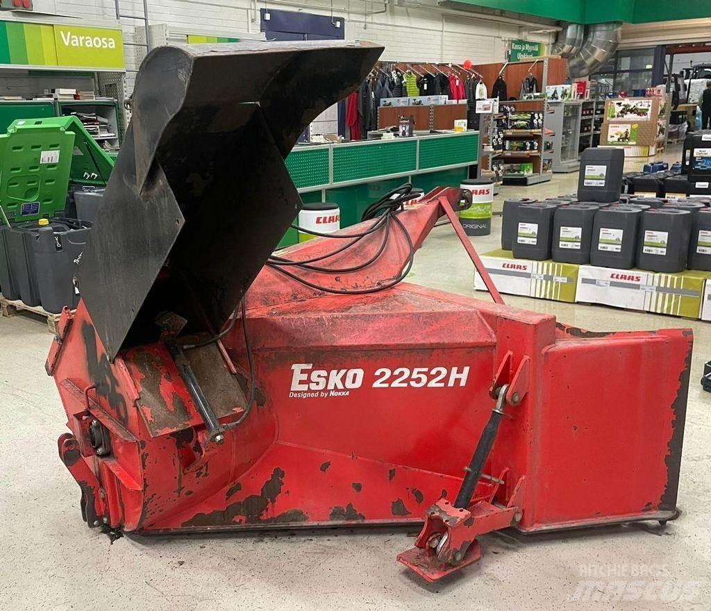 Esko 2252H Sněhové frézy