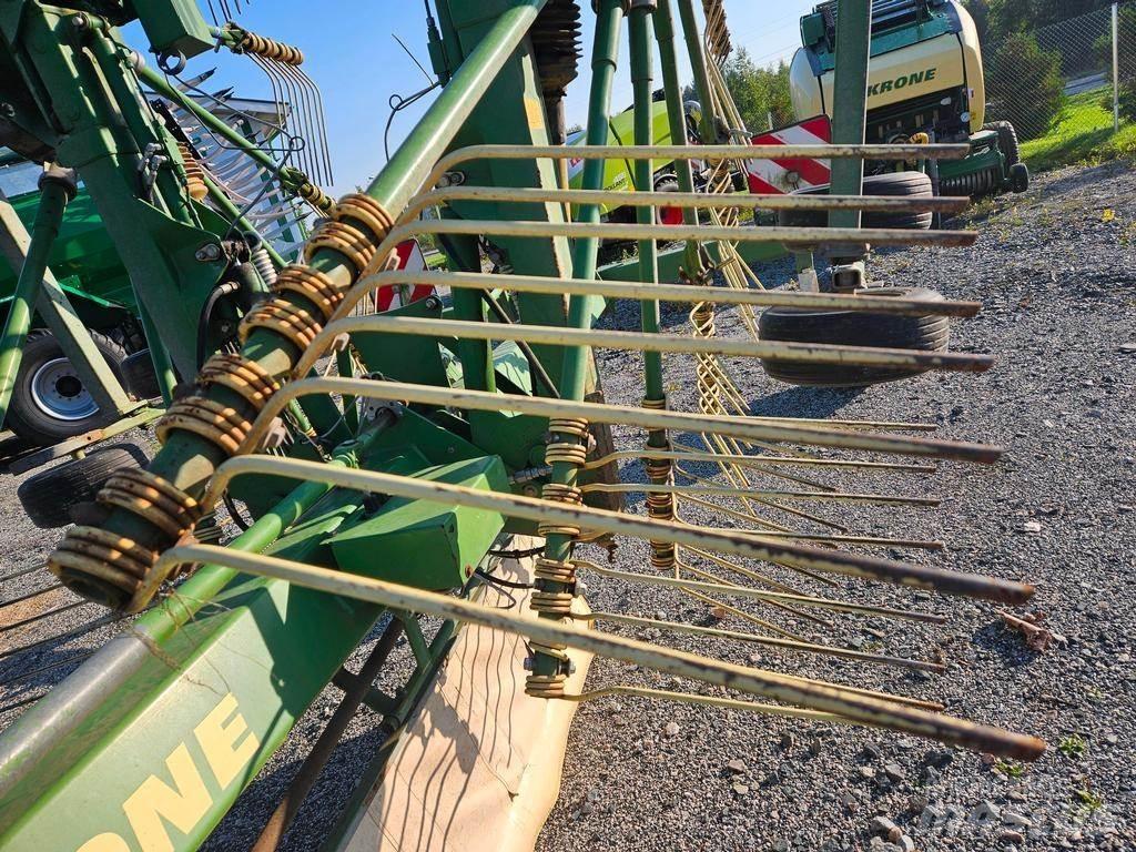 Krone 900 Obraceče a shrabovače sena