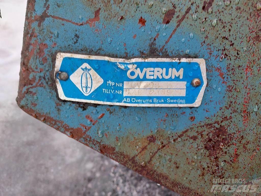 Överum 3 Oboustranné pluhy