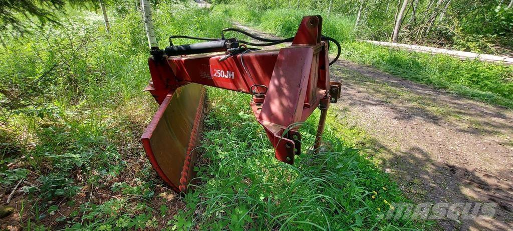 VM 250 Tažené radlice