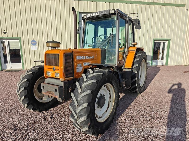 Renault 106-54 Traktory