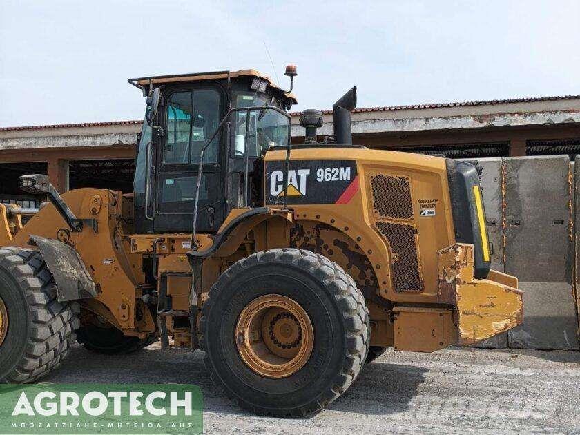 CAT 962M Traktory