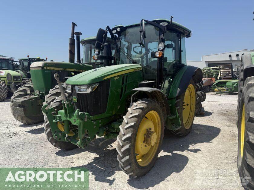 John Deere 5115R Traktory