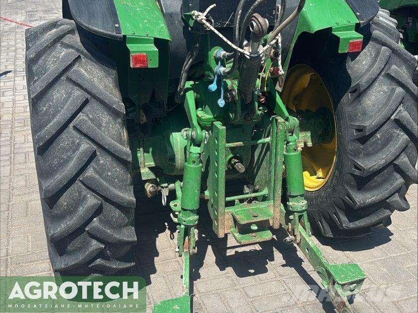 John Deere 5510N Traktory