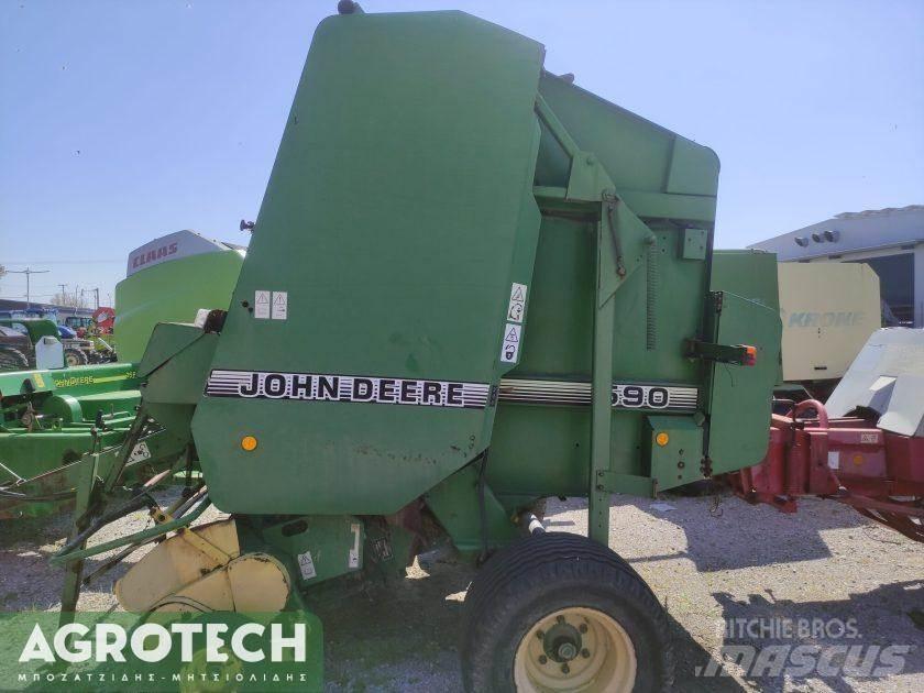 John Deere 590 Lis na válcové balíky