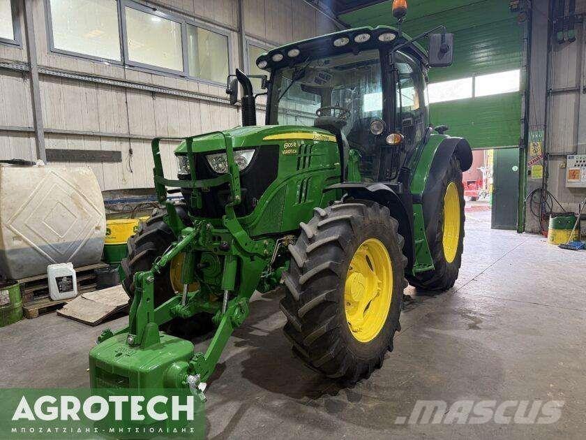 John Deere 6105R Traktory