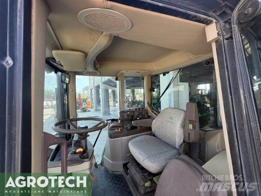 John Deere 6820 Traktory