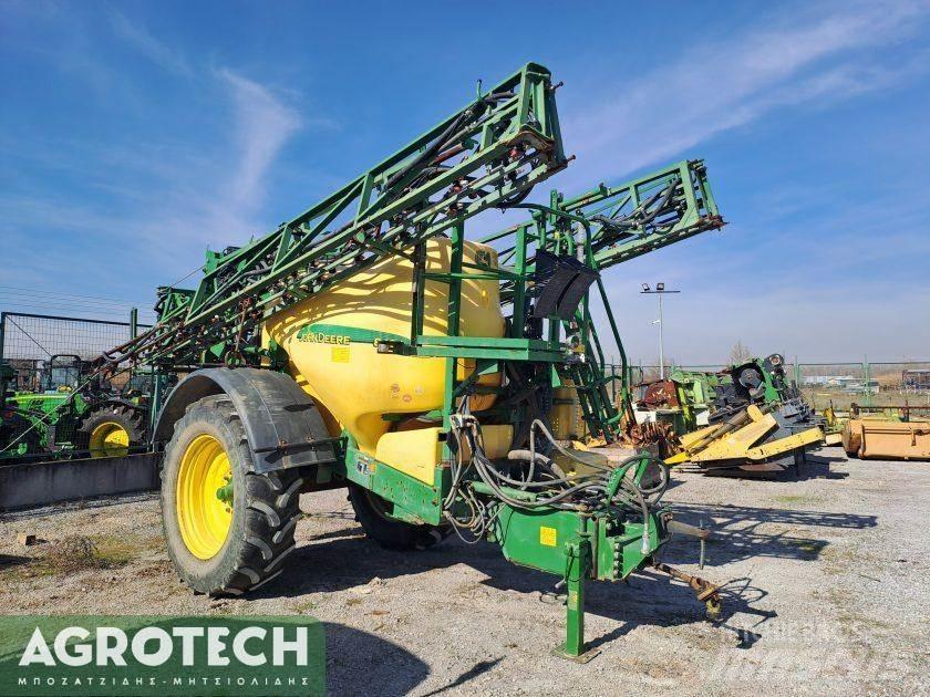 John Deere 840i Traktory