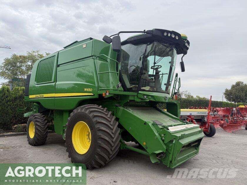 John Deere W650 Traktory