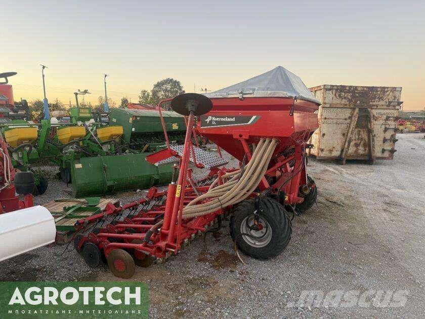 Kverneland DL 4.0m Traktory